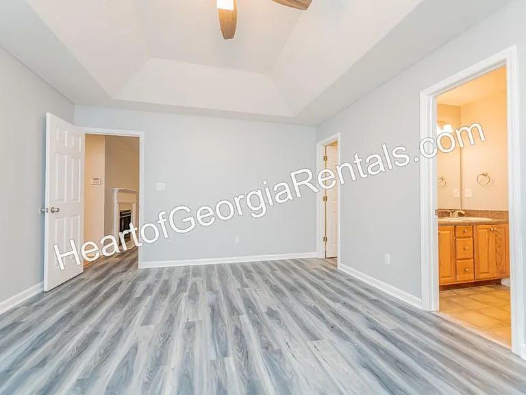 1210 Johnson Rd — Photo 7