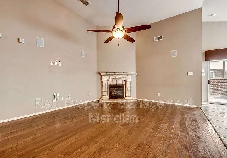 2104 Carlotta Dr — Photo 6
