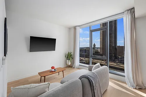 800 Columbia St #1003 Photo 1
