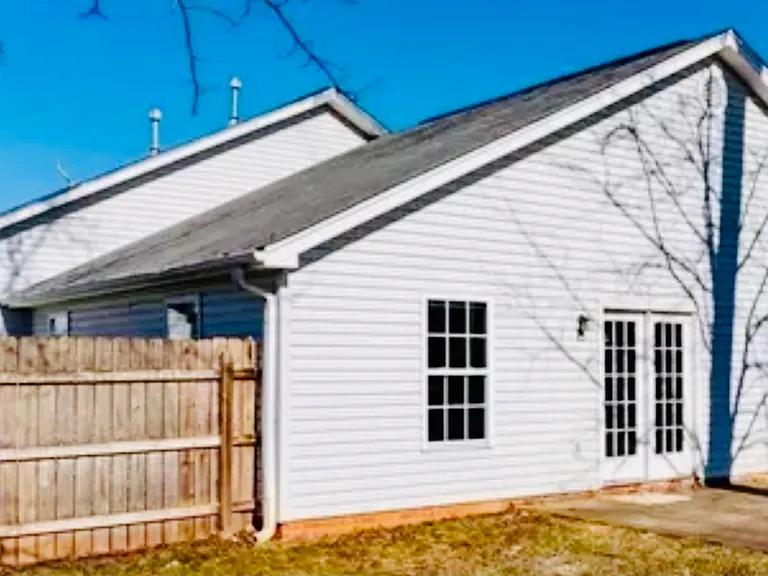 8 Sweetland Ct — Photo 19