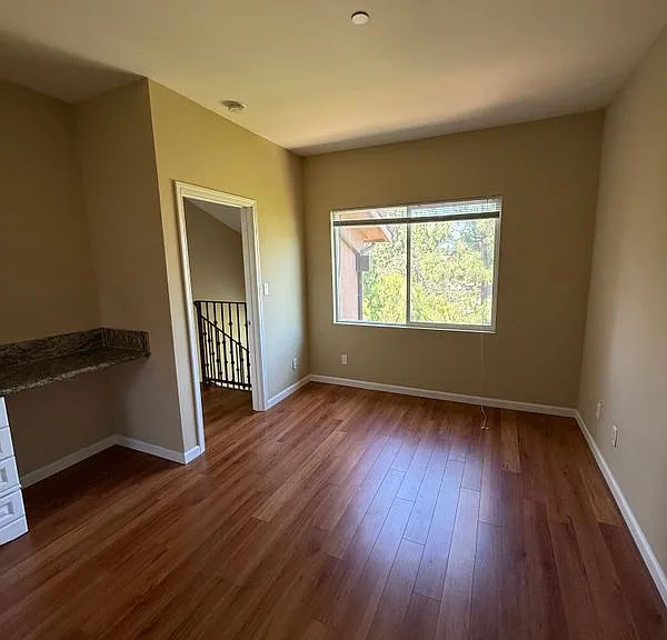 1769 Los Feliz Dr #3 — Photo 14