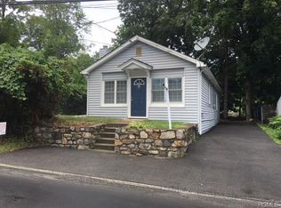 12 Morrissey Dr, Putnam Valley, NY 10579