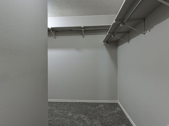 5th image of 8174 OCEAN MEADOW DR