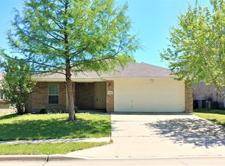 4237 Summersweet Ln, Crowley, TX 76036