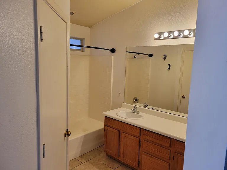 4953 W Oraibi Dr — Photo 12