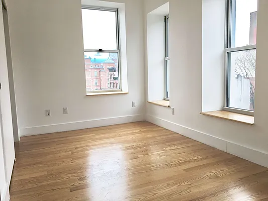 Rented by Jeffrey Mosczyc, LREB | media 10