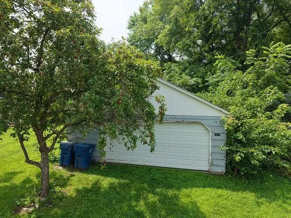1019 Chestnut St, Buffalo, IA 52728