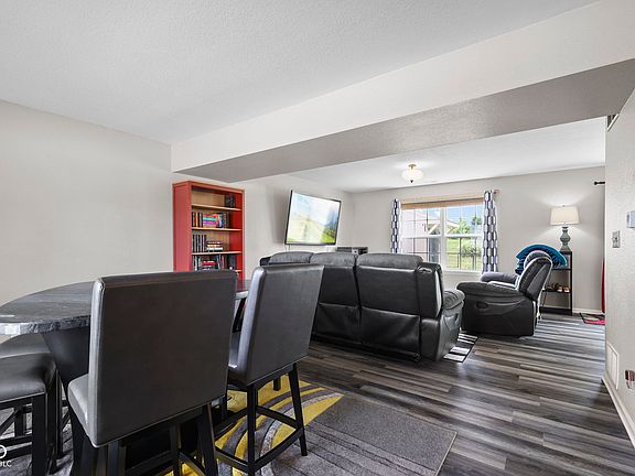 4th image of 711 Treyburn Lakes Way
