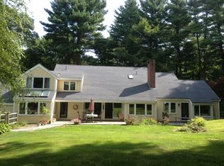 3 Speakers Ln, Wenham, MA 01984