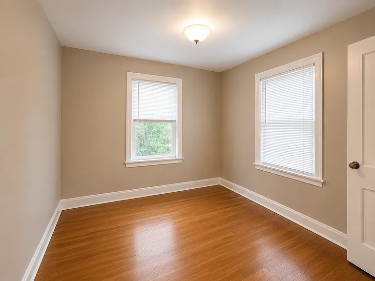 1518 S Kickapoo Ave — Photo 8