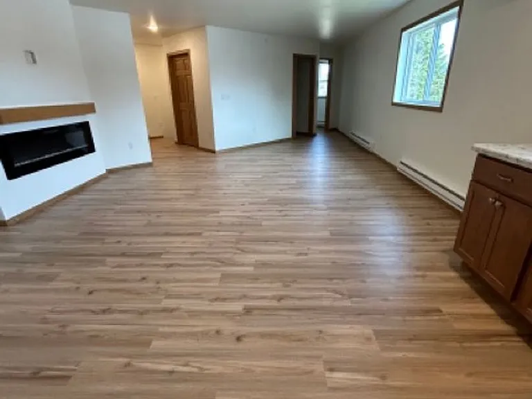 1520 Chase St — Photo 24