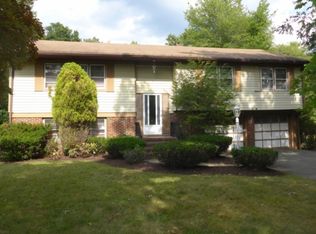 29 Sagamore Rd, Parsippany, NJ 07054