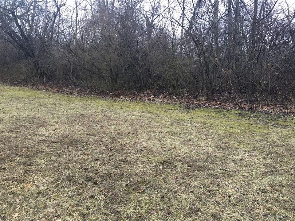 2nd image of 1222 Hollyhill Dr