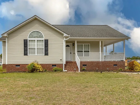 301 Stewarts Farm Rd, La Grange, NC 28551