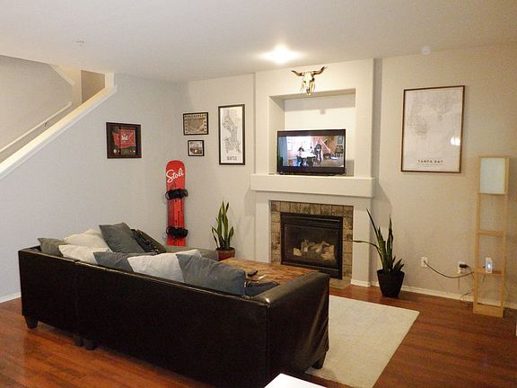2nd image of 1610 Kennedy Pl