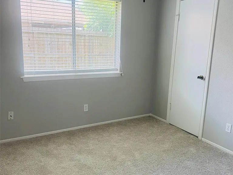 15702 Roxton Ridge Dr — Photo 25