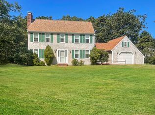 8 Marsh Hawk Cir, Edgartown, MA 02539