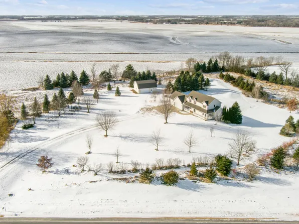17900 County Road 40, Carver, MN 55315