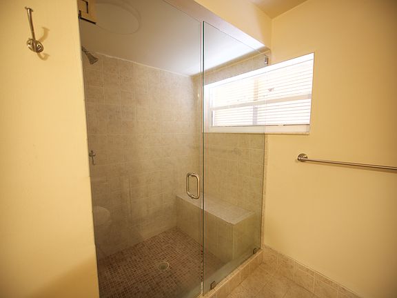 5th image of 1625 SW 131 Place Cir W