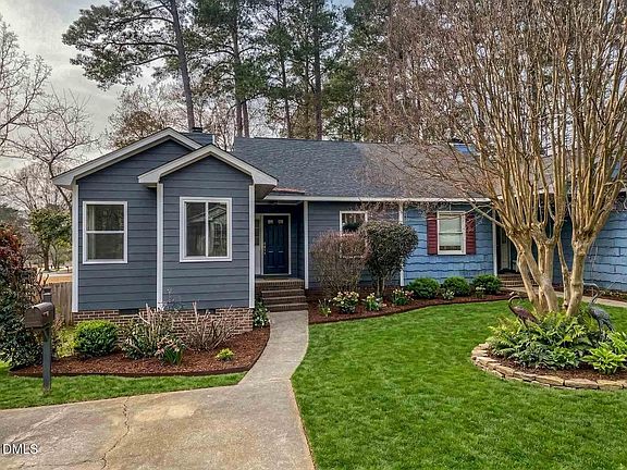 3rd image of 4409 Roller Ct