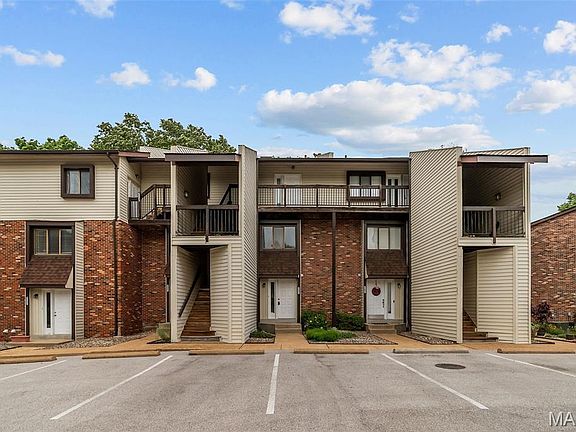 2nd image of 3111 Broken Oak Dr APT B