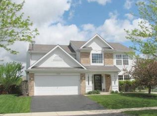 3282 Whitney Rd, Aurora, IL 60502