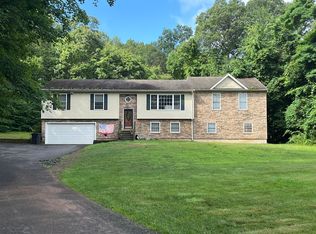 300 Foxon Hill Rd, East Haven, CT 06513