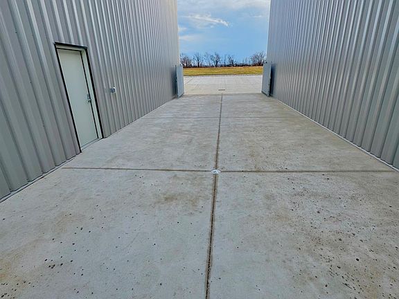 4th image of 5686 E Harbor Rd #G40