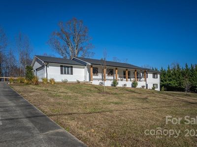 215 S Rugby Rd, Hendersonville, NC, 28791