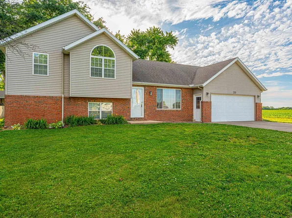 215 Geraldine St, Green Valley, IL 61534