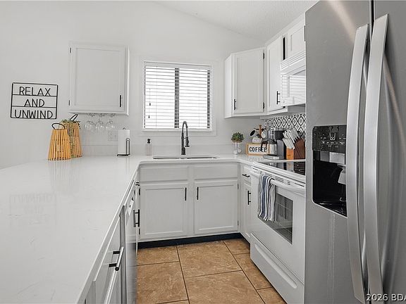 5th image of 150 Southwood Shores Pl #304-4D
