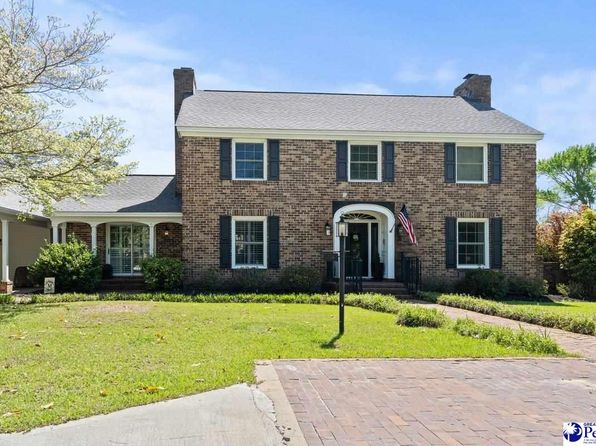 716 Lakeshore Dr, Bennettsville, SC 29512