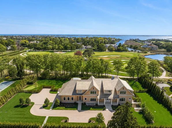 171 Oneck Ln, Westhampton Beach, NY 11978