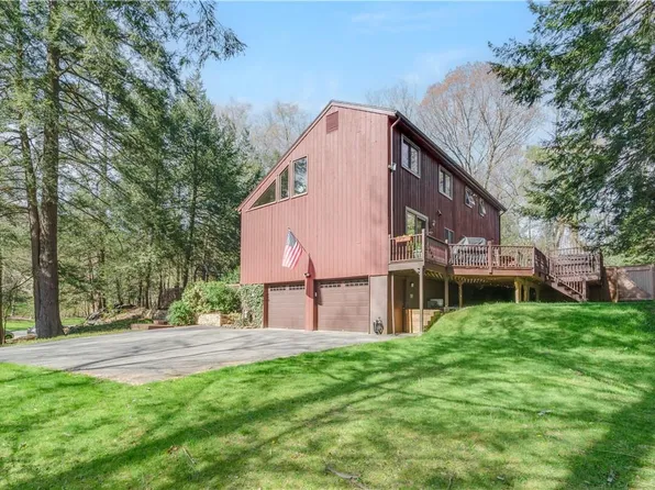 38 Chester Court, Cortlandt Manor, NY 10567