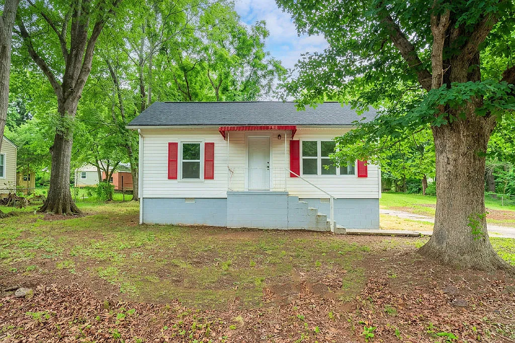 2 bed, 1000 sqft, $1,450 — Photo 1