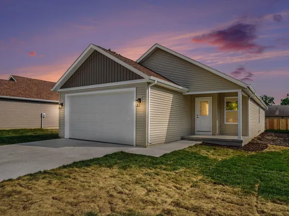 1513 E Borley Ave, Mishawaka, IN 46545
