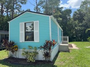 2556 La Linda Dr, New Smyrna Beach, FL 32168