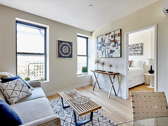 3rd image of 785 Saint Nicholas Ave APT 4F