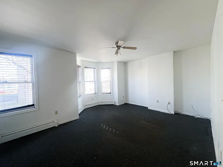 99 William St #B — Photo 8