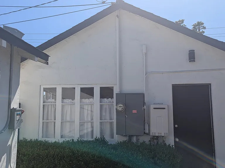 795 W San Jose Ave — Photo 1