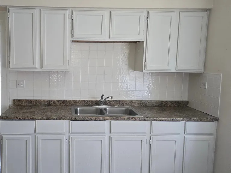 3741 E 118th St #2 — Photo 2