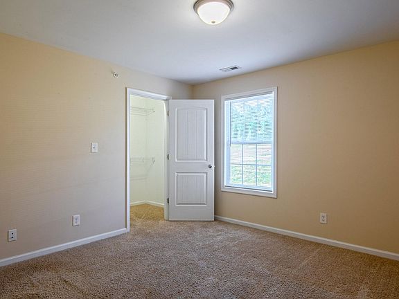 5th image of 1084 Madison View Dr #1151202