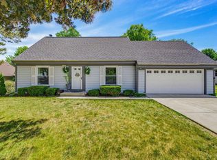 N78W15289 Haymeadow ROAD, Menomonee Falls, WI 53051