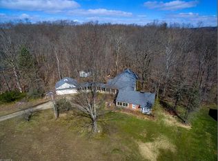 1187 Bellus Rd, Hinckley, OH 44233
