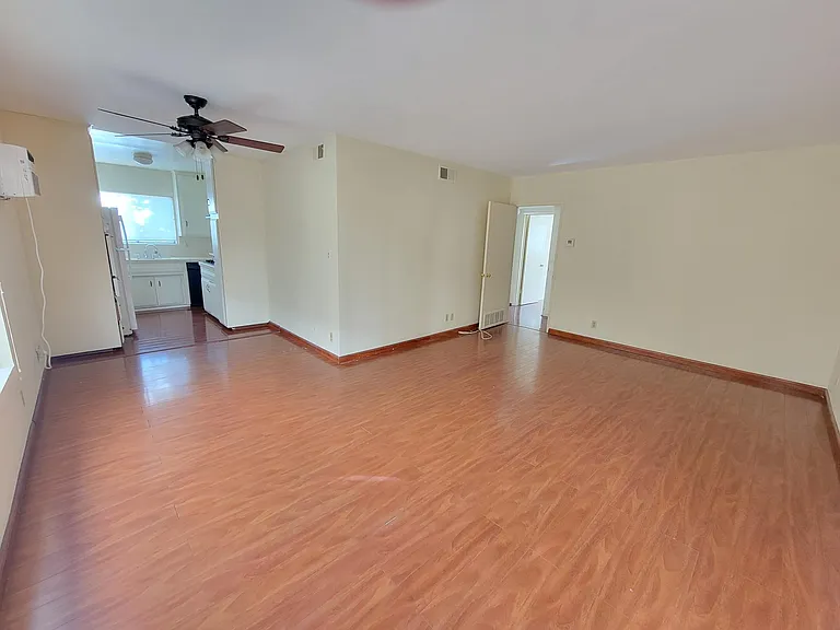 1472 S Bedford St #3 — Photo 3