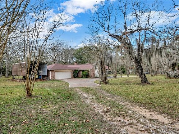 3rd image of 454 Brookwood Dr