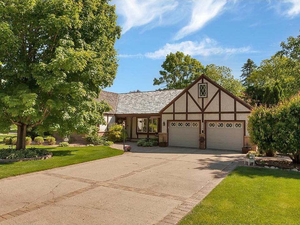 1st image of 1524 Calvary Hill Ln