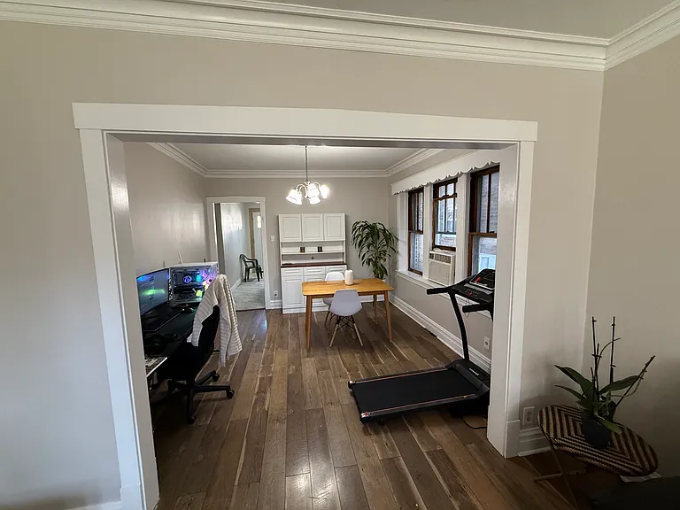 5711 N McVicker Ave #1 — Photo 2