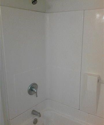 Bathtub/Shower