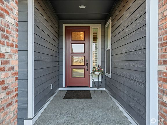 3rd image of 19030 146th Street E